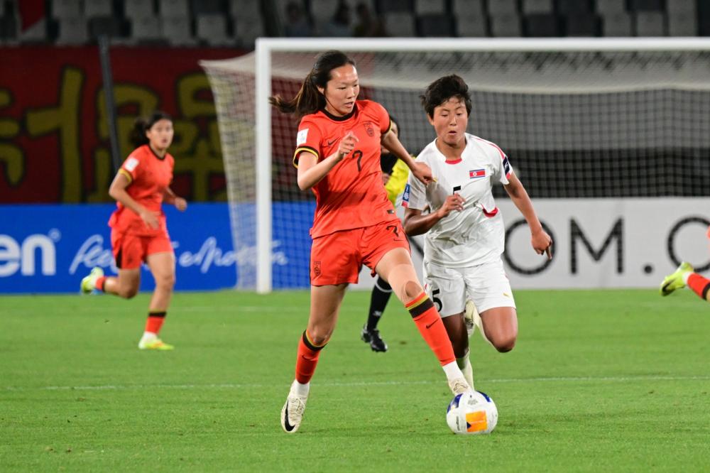 中国女排迎战巴西女排 世界女排联赛争夺进入关键阶段